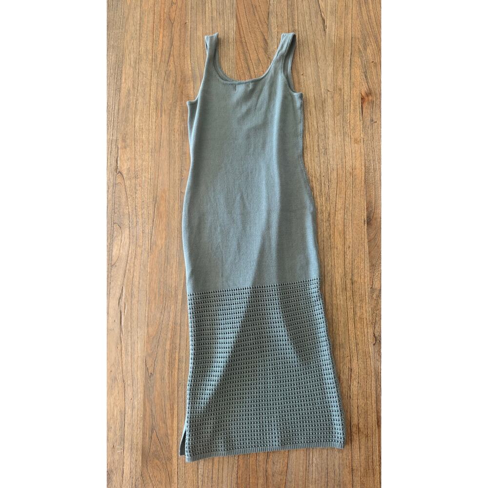Universal Threads Knit Dress - Size M - Picture 7 of 7